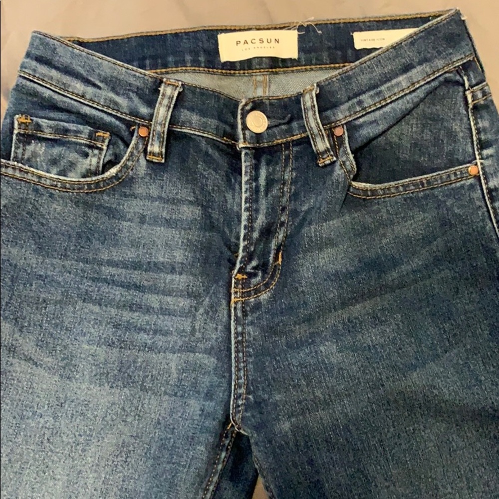PacSun Vintage Icon Mom Jeans - Picture 3 of 5